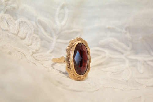 Bague marquise or jaune et grenat Tour de doigt 54