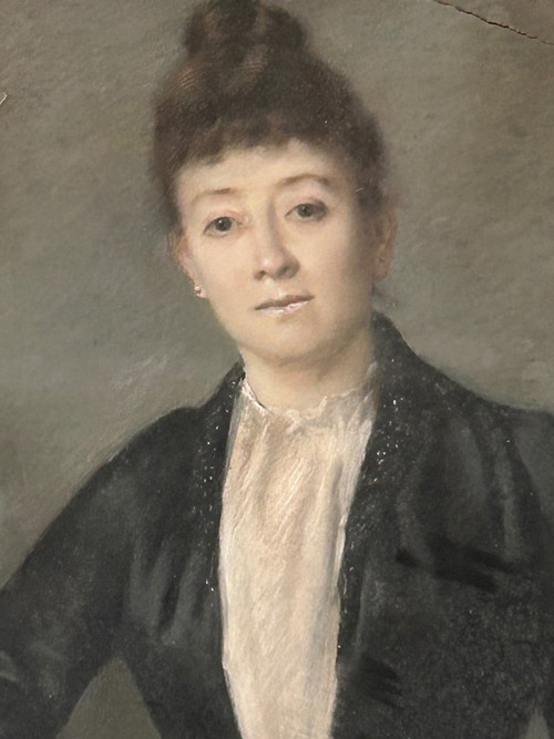 Portrait De Femme - Pastel - Signed And Dated 1886