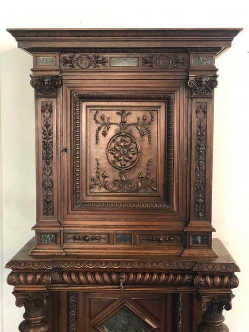 Credenza - buffet - Neo-Renaissance cabinet in Walnut inlaid with Marble, 19th century