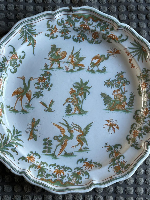 Important Earthenware Dish From Moustiers 18th Century Diameter 37 Cm