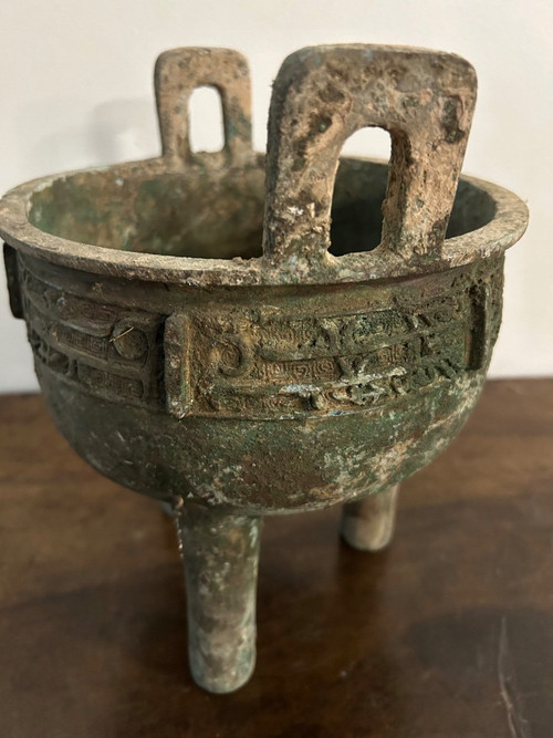 Vase Tripode Brule Parfum En Bronze à Patine Verte Et Terreuse - Chine Archaïque