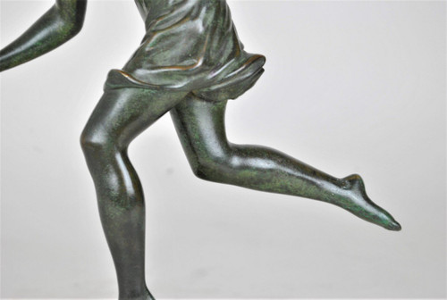 P Le Faguays, Woman with a Ball, Signed Bronze, Art Deco, 20th Century