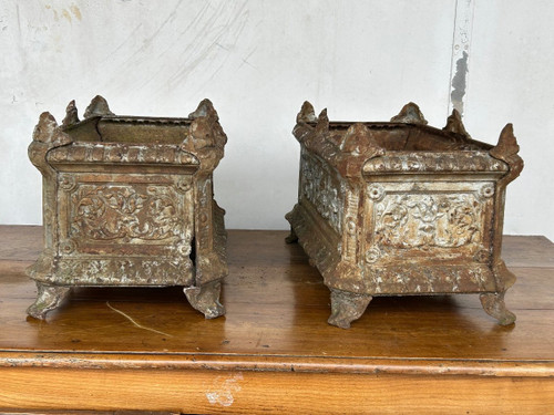 Pair Of Late 19th Century Cast Iron Planters