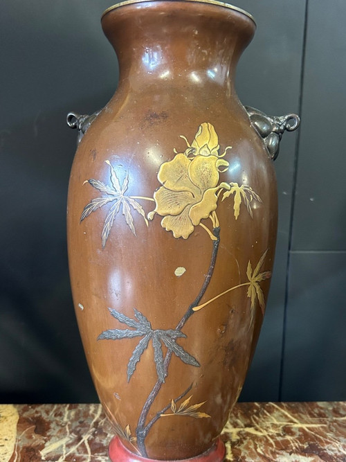 Japanische Vase - Auf Bronze lackiertes Japan aus dem 19. Jahrhundert, H 38 cm