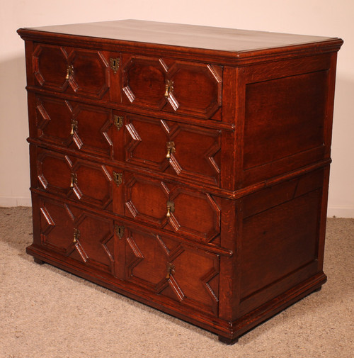 Jacobean Period Chest Of Drawers In Oak From The 17th Century