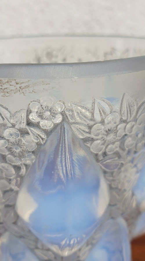 R Lalique, Rampillon Vase, 20th Century