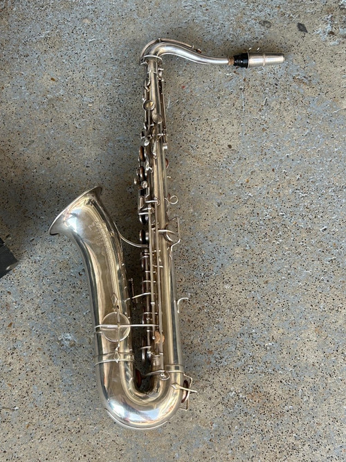 Saxophone - Saxo En Métal Argenté De Marque Couesnon & Cie Vers 1930