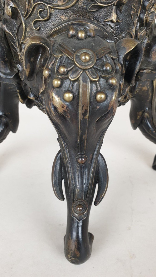 Bronze Cup Foot, With Elephant Heads, 19th Century