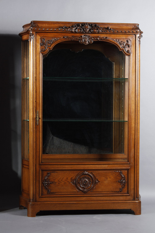 Pair of Regency-style display cabinet