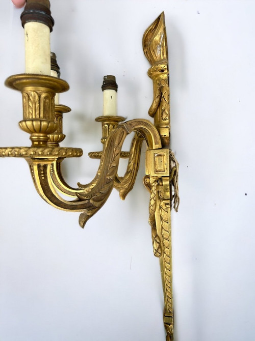 Paire D'appliques De Style Louis XVI En Bronze Doré D'époque Napoléon III- H 49 Cm