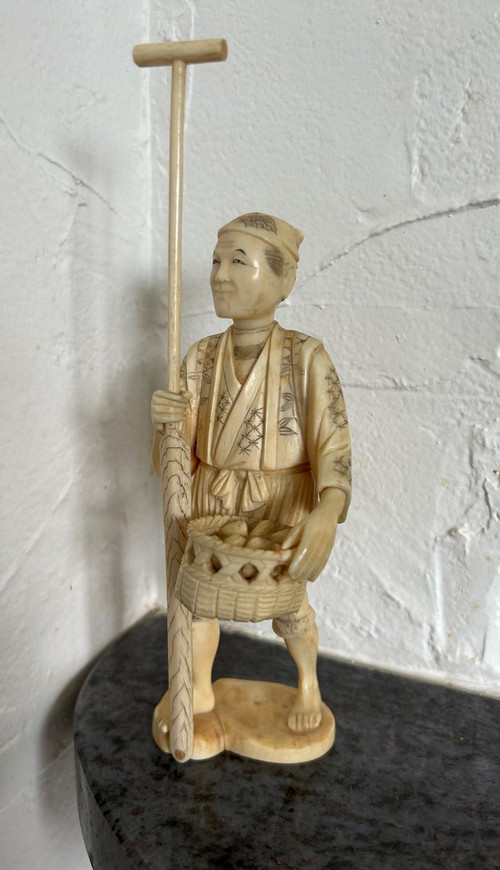 Okimono - Netsuke Sculpture En Ivoire Du Japon Fin XIXéme