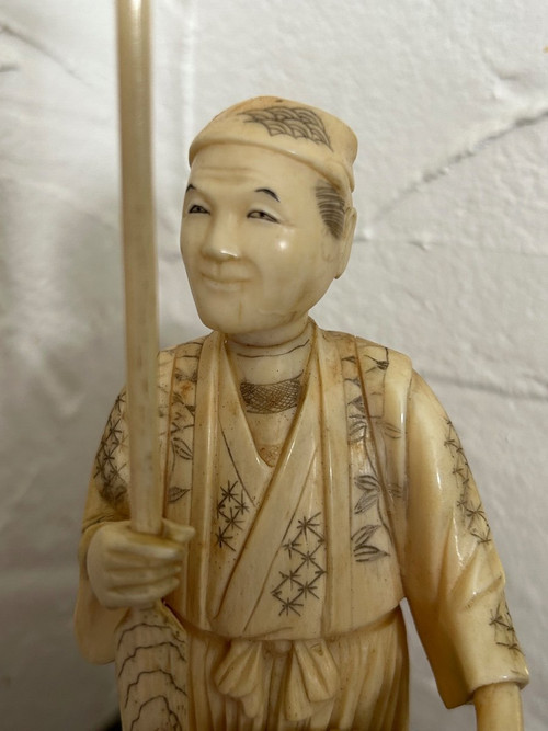 Okimono - Netsuke Sculpture En Ivoire Du Japon Fin XIXéme