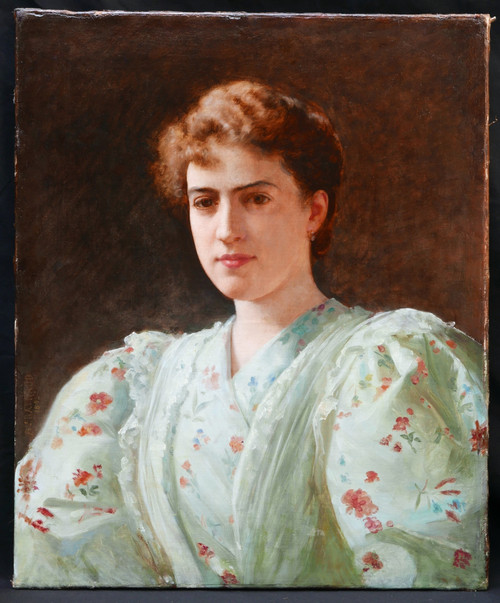 Auguste RAYNAUD, Portrait de jeune femme en robe vert pâle à motifs de fleurs