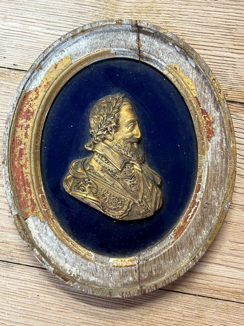 Coppia di ritratti in medaglione - Profili in bronzo dorato Enrico IV e Sully Periodo del XVIII secolo