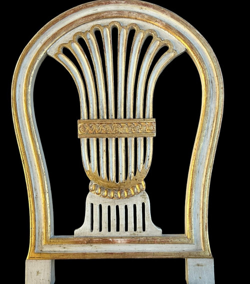 Suite De Quatre Chaises Montgolfières De Style Louis XVI - Bois Laqué Et Doré