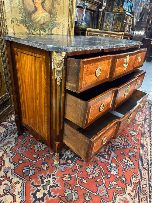 TRANSITION PERIOD CHEST - 18th century