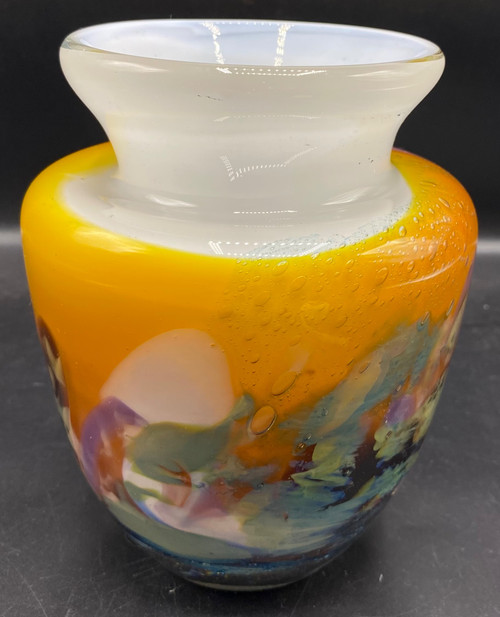 BLOWN GLASS VASE