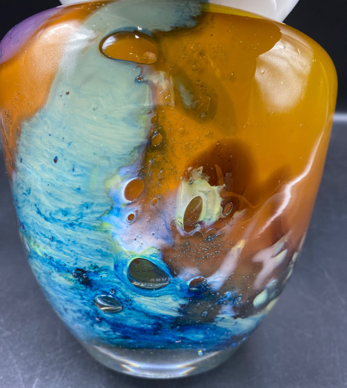 BLOWN GLASS VASE