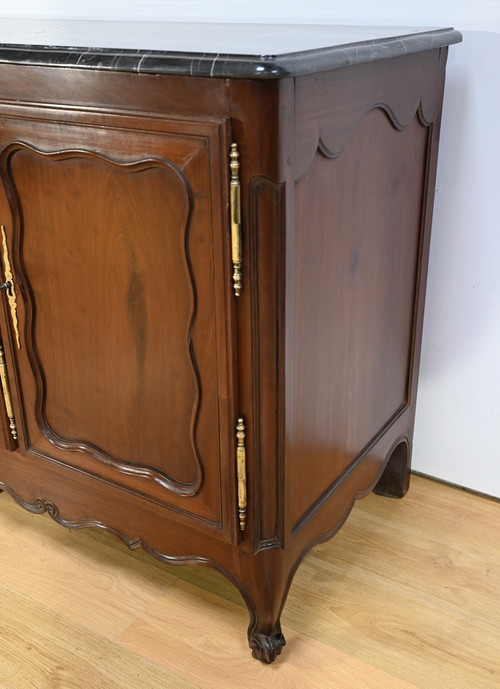 Cuban Mahogany Port Sideboard – 18th Century