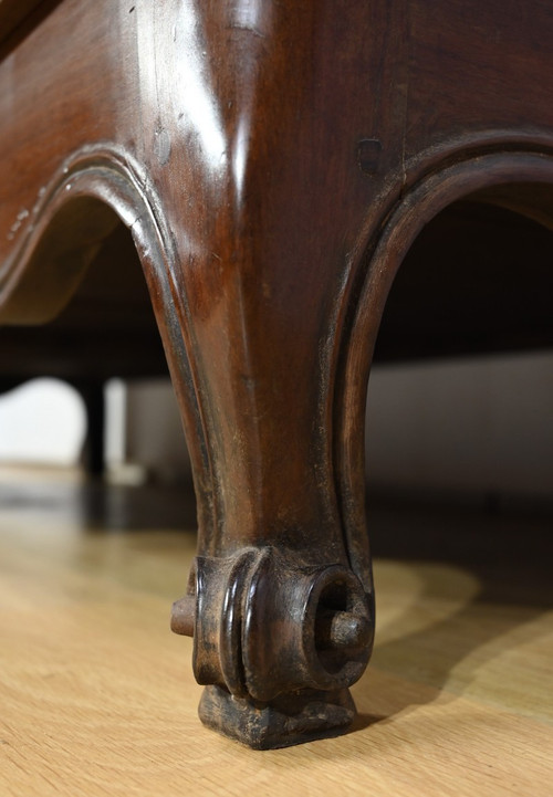 Cuban Mahogany Port Sideboard – 18th Century