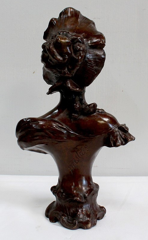 Bronze « Femme au Chapeau » de Meslais – Début XXe