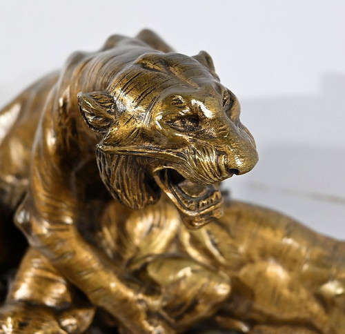 Bronze group "Combat de Tigres", signed E. Drouot - Late 19th century