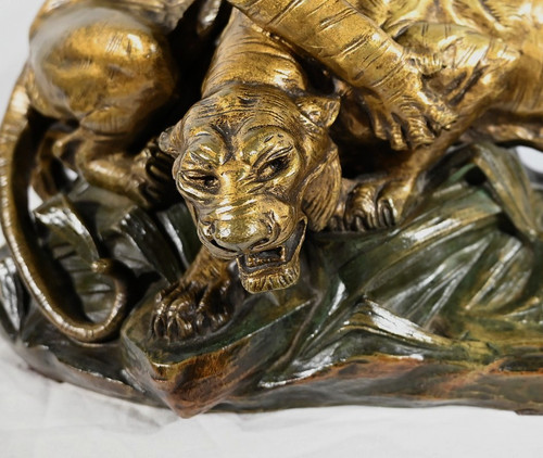 Bronze group "Combat de Tigres", signed E. Drouot - Late 19th century