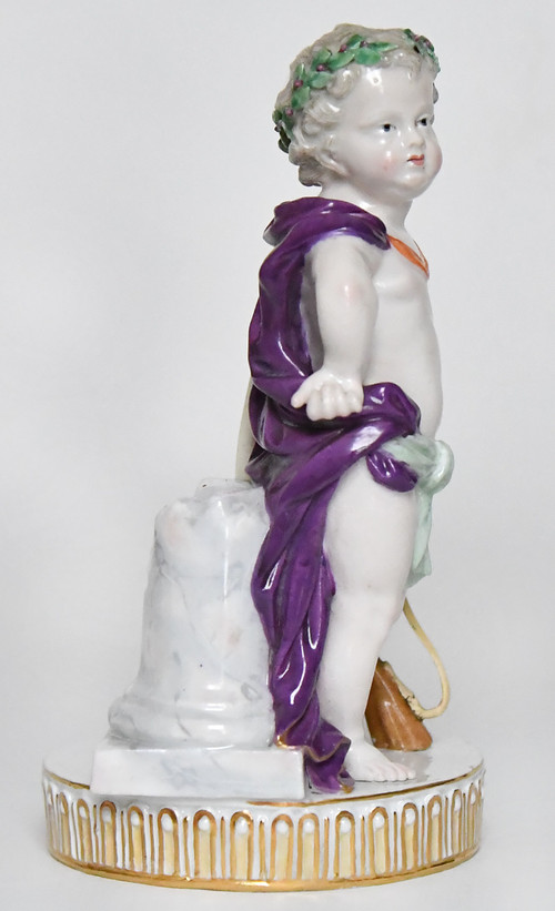 Statuette en porcelaine de Meissen représentant un Putti chasseur, Modèle G54