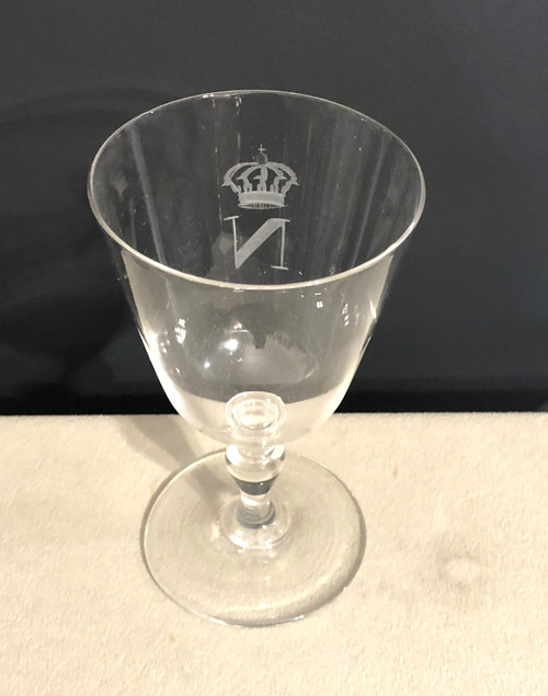 Ancien verre à pied en cristal du service impérial de NAPOLEON III monogrammé du N couronné