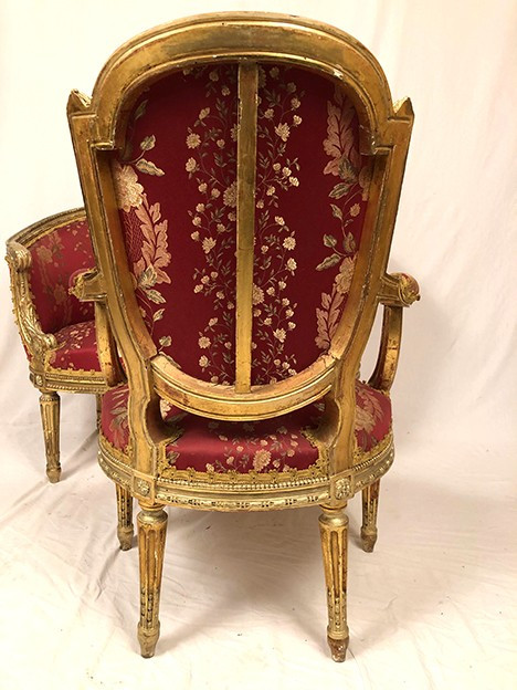 Louis XVI style living room set in gilded wood. Basket sofa and pair of armchairs