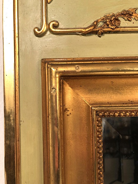 Large Louis XVI style trumeau, green lacquered wood, early 20th century gilding