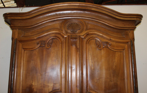 Armoire Charolaise En Noyer Début XIX