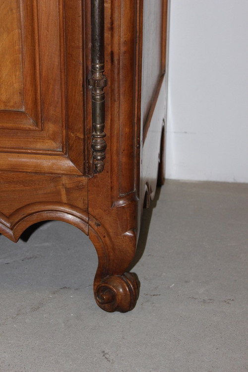 Armoire Charolaise En Noyer Début XIX