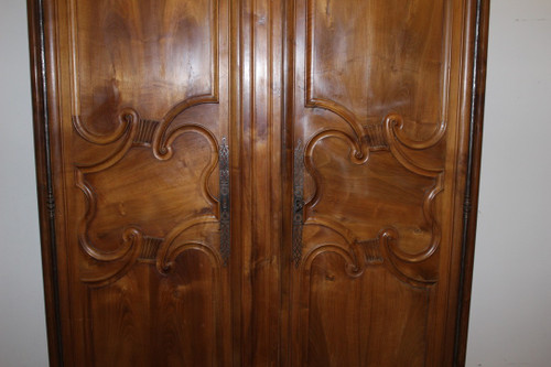 Armoire Charolaise En Noyer Début XIX