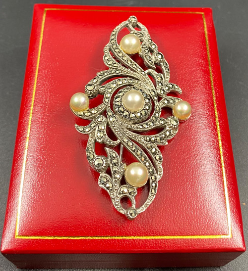 STERLING SILVER BROOCH