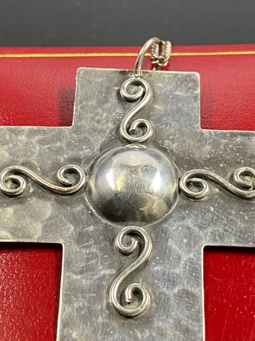 SILVER-PLATED CROSS