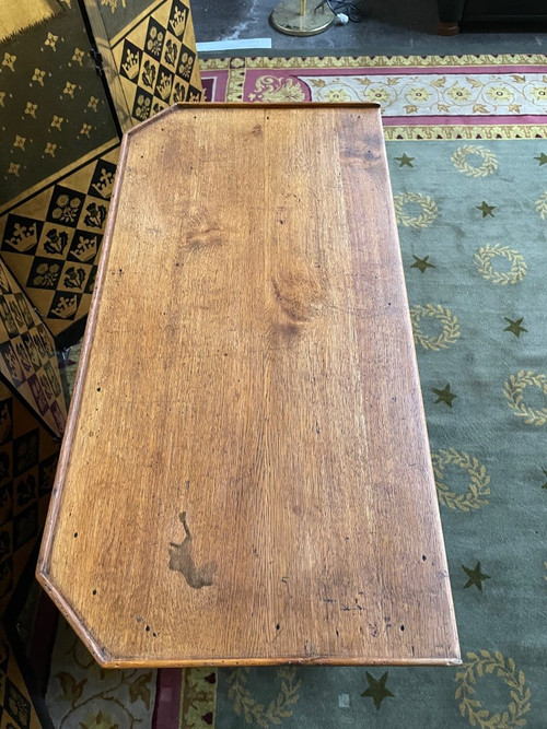 Oak and walnut store counter