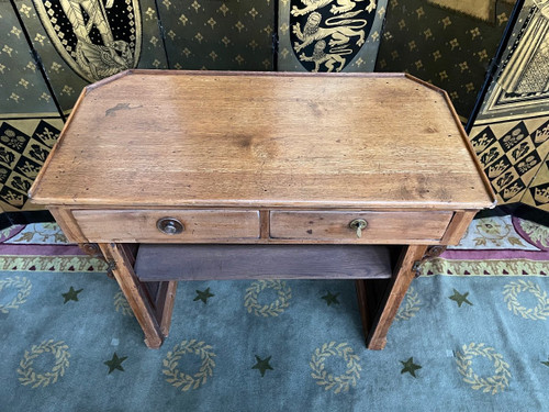 Oak and walnut store counter