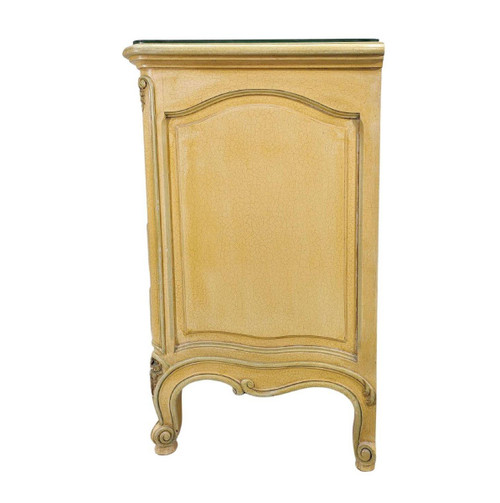 Antique Venetian Green and Gold Lacquered Rocaille Commode. Italian work from the 20th century