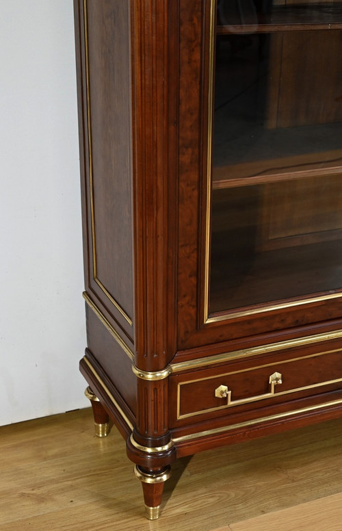 Large mahogany bookcase, Louis XVI style - Mid-19th century