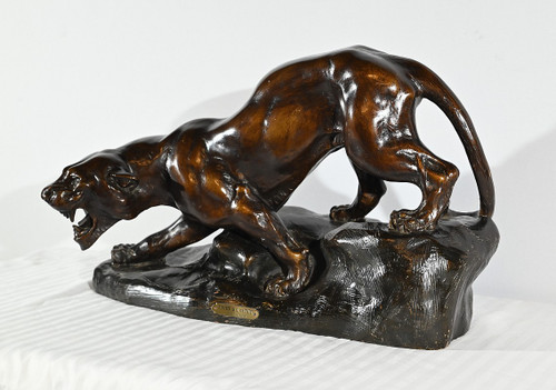 Tiger on the prowl" terracotta sculpture, signed T.Cartier - Early 20th century