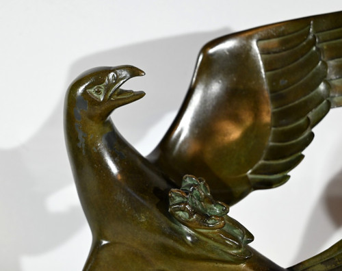 Bronzo "Caccia all'aquila", firmato J.de Roncourt, Art Déco - 1930