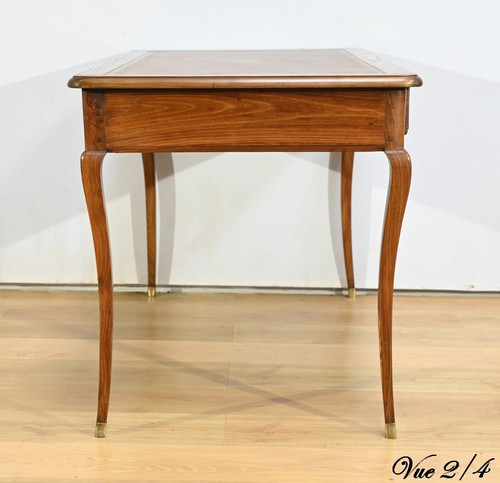 Table Office in Ash and Acacia, Louis XV period - 18th century