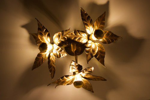 Willy Daro flower ceiling light.