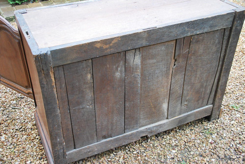 18th Century Oak Hunting Buffet