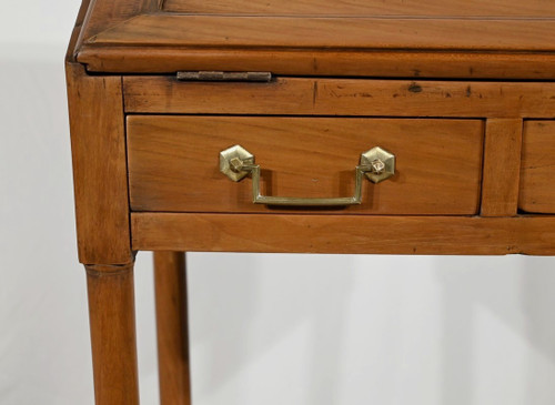 Petit Bureau de Pente en Merisier, style Louis XVI – Début XIXe