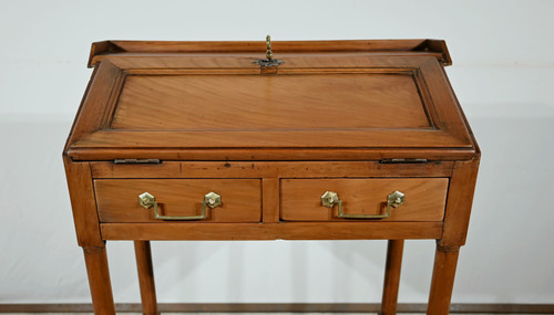 Petit Bureau de Pente en Merisier, style Louis XVI – Début XIXe