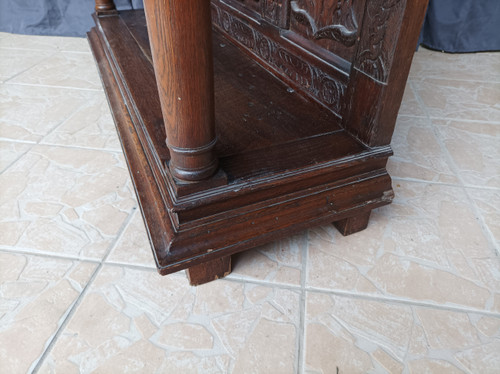 Renaissance sideboard in carved oak