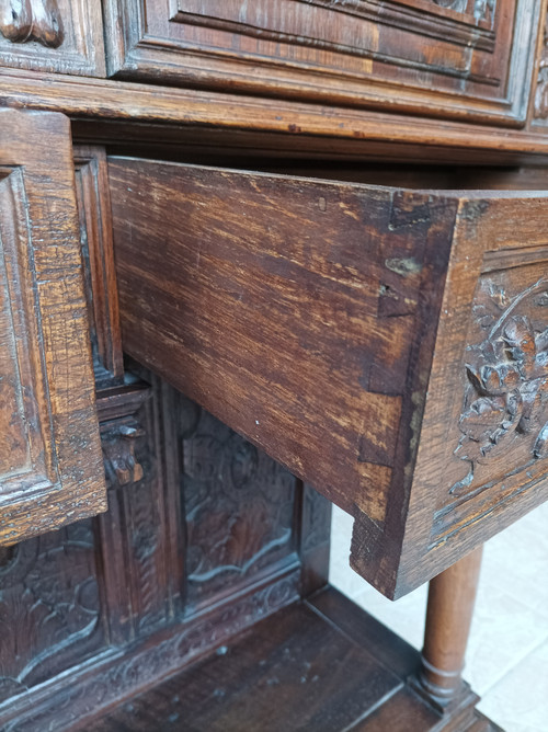 Renaissance sideboard in carved oak