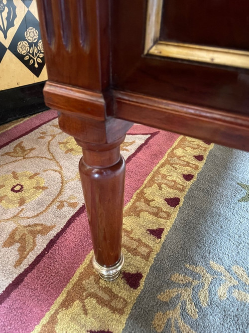 Louis XVI Style Mahogany And Amaranth Chest Of Drawers